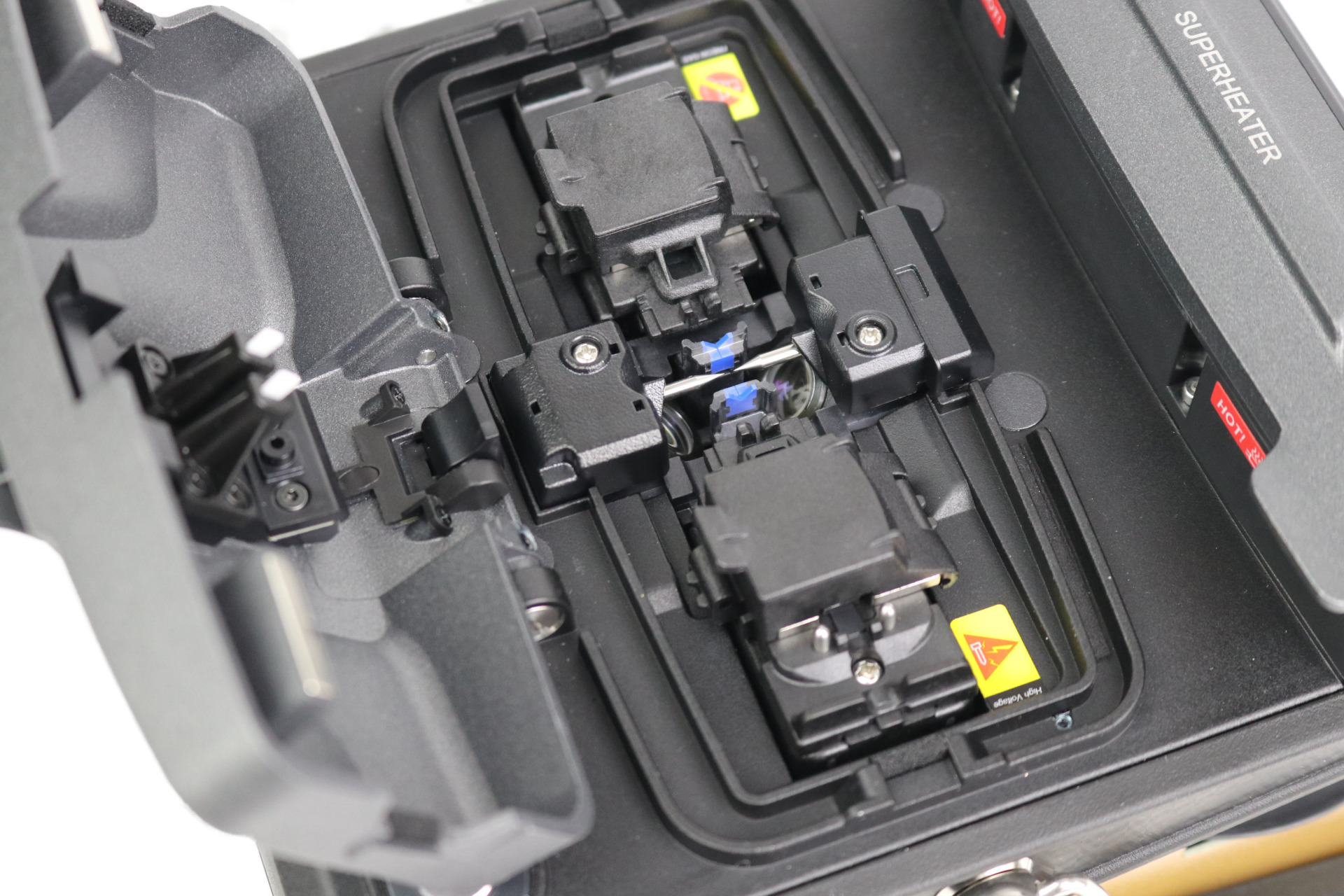 3-Axis Fusionsplicer Inno View8Pro with core alignment