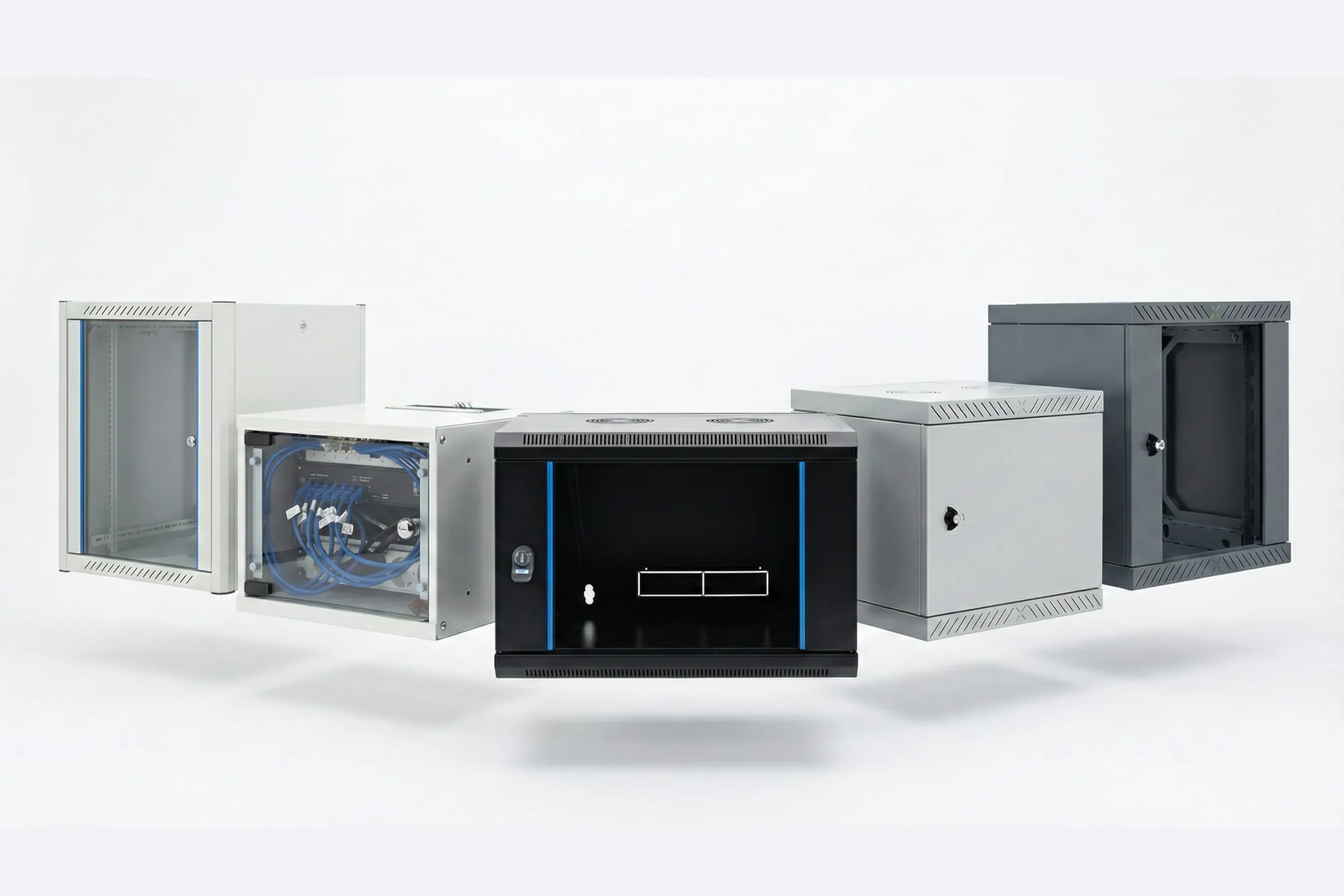 19-Zoll-Wandgehäuse in verschiedenen Größen und Ausführungen, teilweise mit Glastür und eingebauter Netzwerktechnik, für strukturierte IT-Infrastruktur