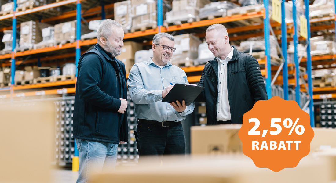 Lagerbesprechung bei EFB-Elektronik mit 2,5 % Rabattaktion für Kunden im Logistikumfeld 